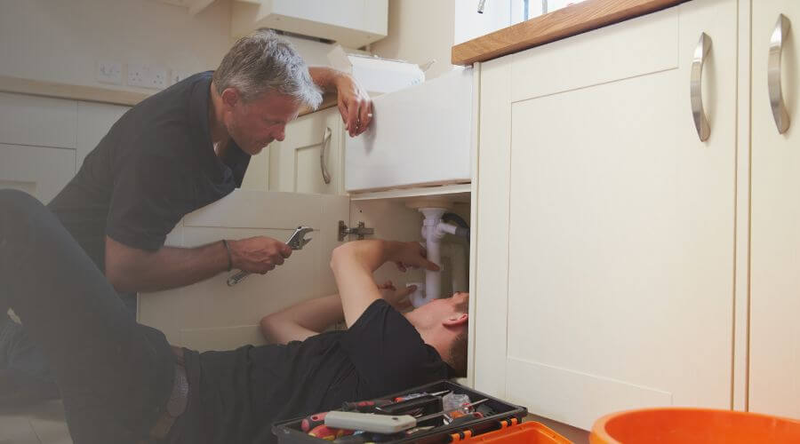 Professional burst pipe repair services in Hooks, TX